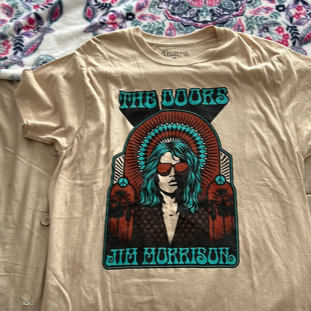 The doors XL tee NWOT’s